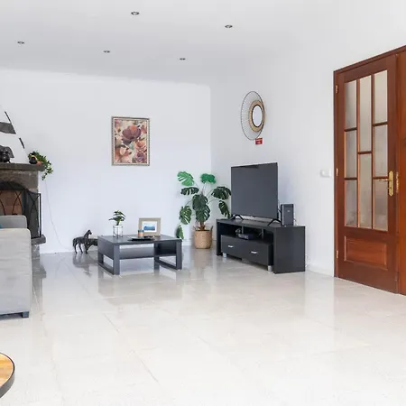 Coastal Haven Feriehus Mosteiros (Azores)