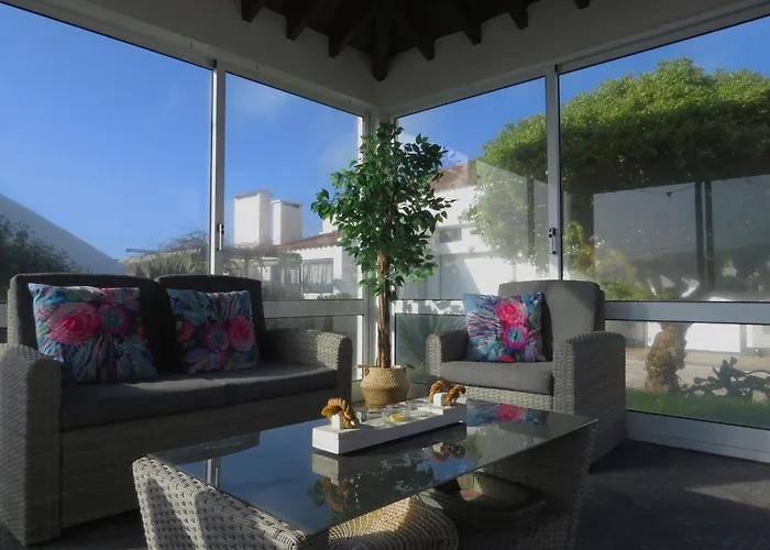 בית נופש Coastal Haven מוסטיירוס